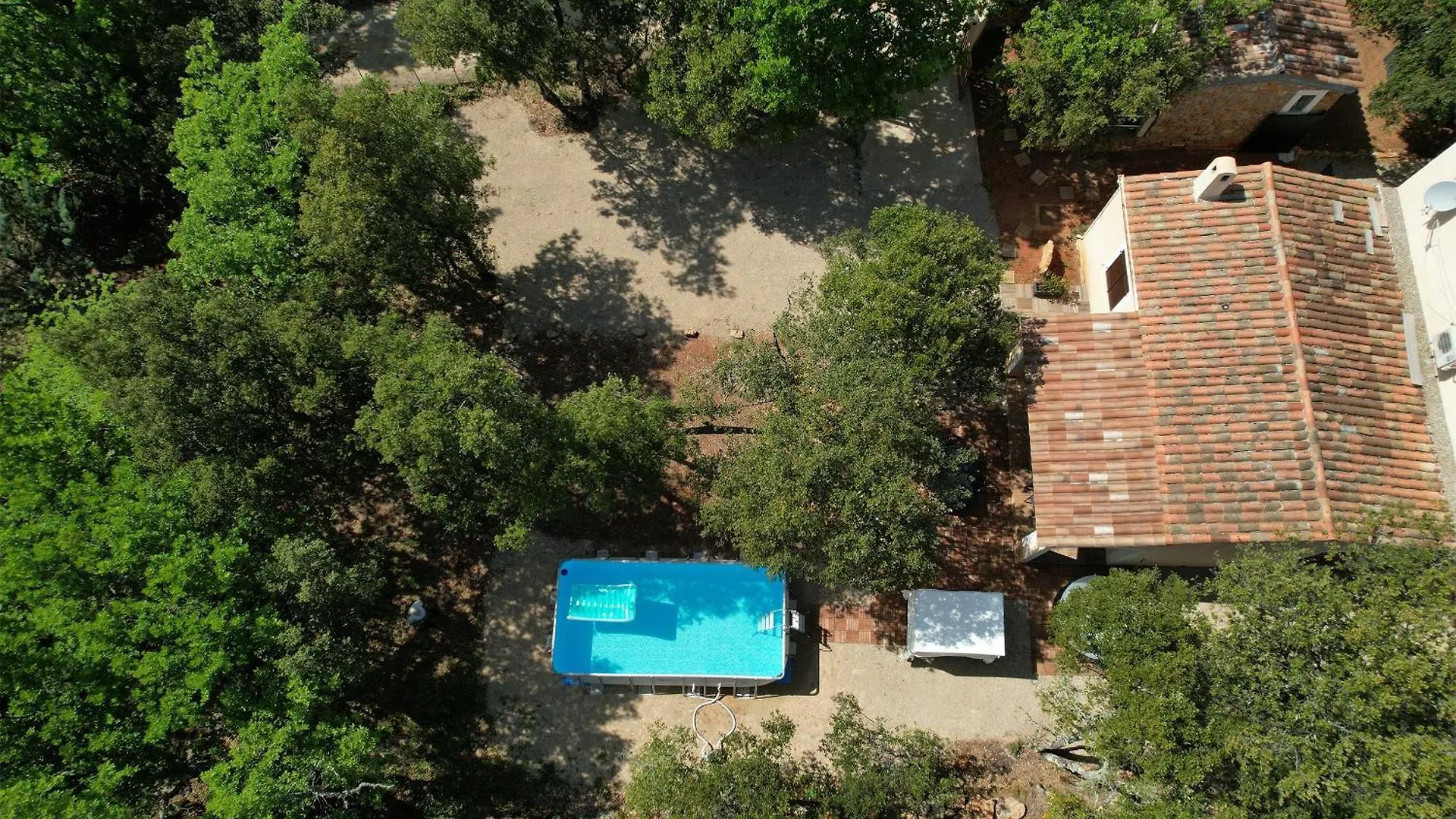 Holiday home Gite Le Repos Des Chenes Option Spa Exterieur Evasion Nature Et Confort ! Regusse